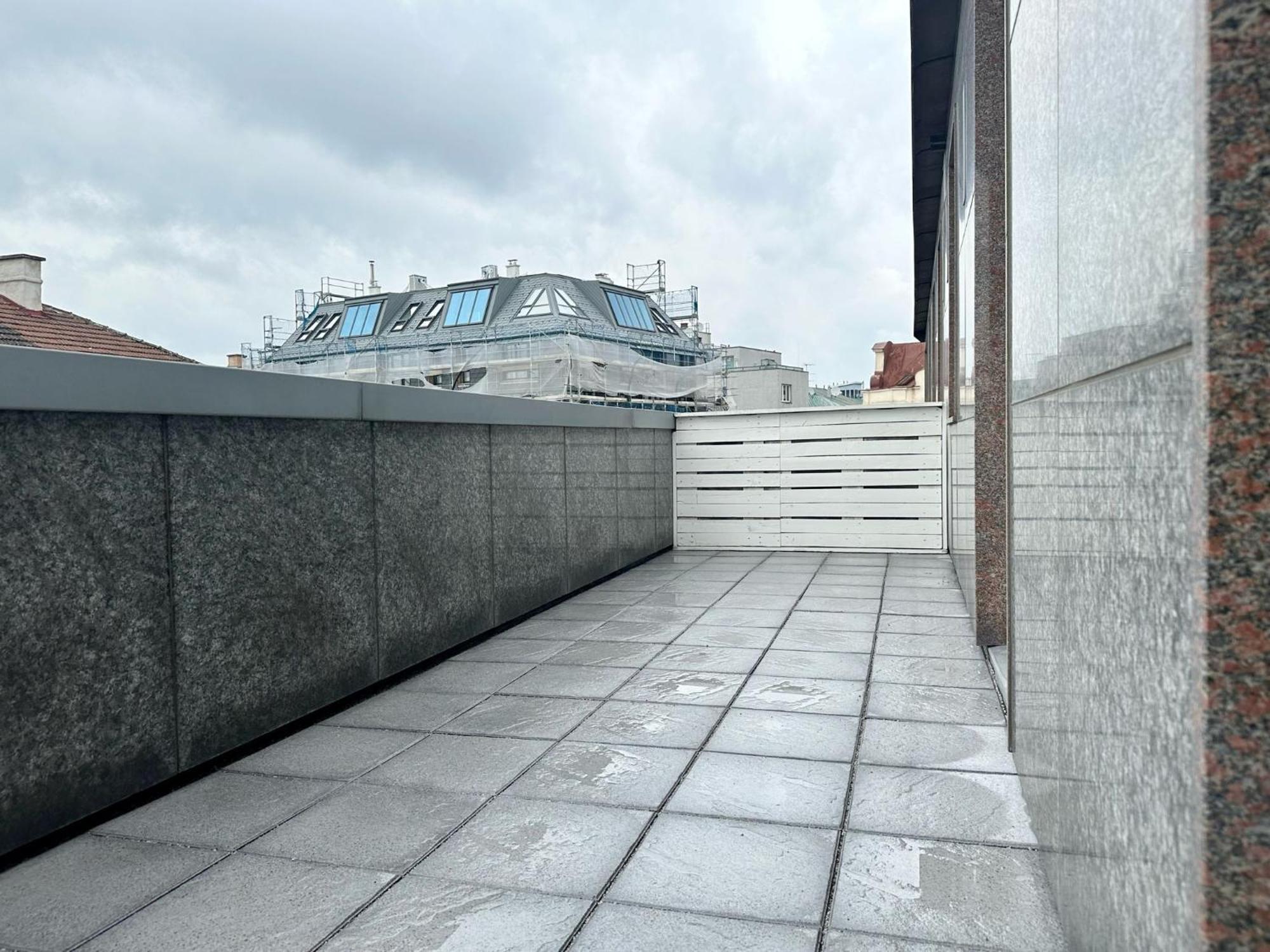 Quadruple Room Terrace